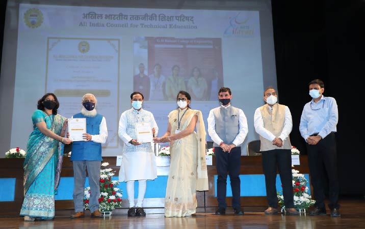 Union Minister Of Education Presents AICTE Lilavati Awards 2020 On Women Empowerment