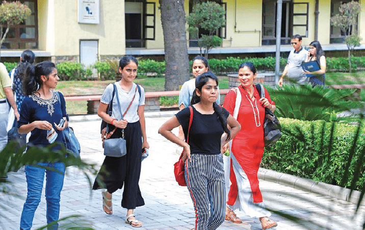 Several DU colleges organise open air classes to ensure social distancing