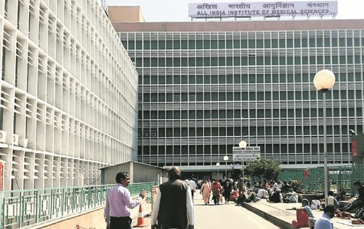 AIIMS shuts down mess cafe in 2 hostels from today over hygiene complaints